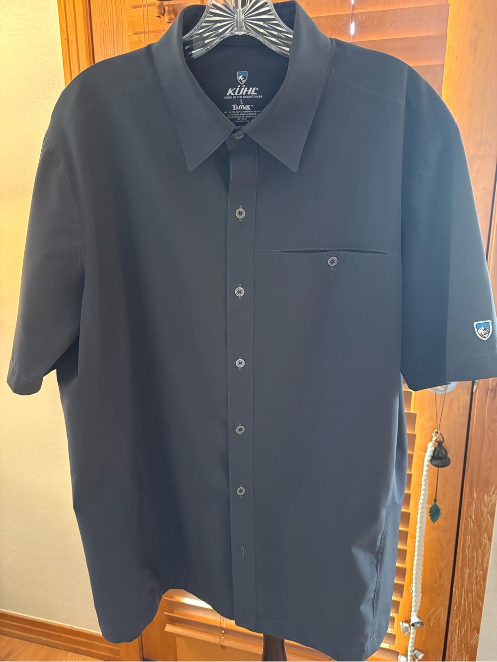 Kuhl Men's Short-Sleeve Button-Down Shirt in Charcoal Size L